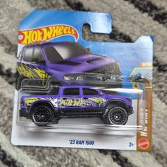 Hot Wheels - 23 RAM 1500