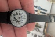 1990 Vintage Ladies swatch watch Black Night