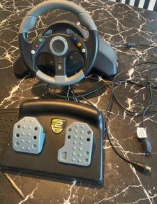 Mad catz racing wheel and pedals for Xbox 360