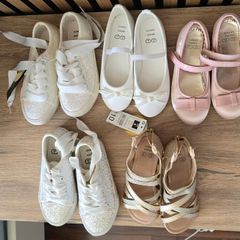 Girls shoes, size 8 and 9 uk , all new,  3 euro each or 10 euro for all of them