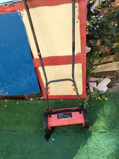 push lawn mower