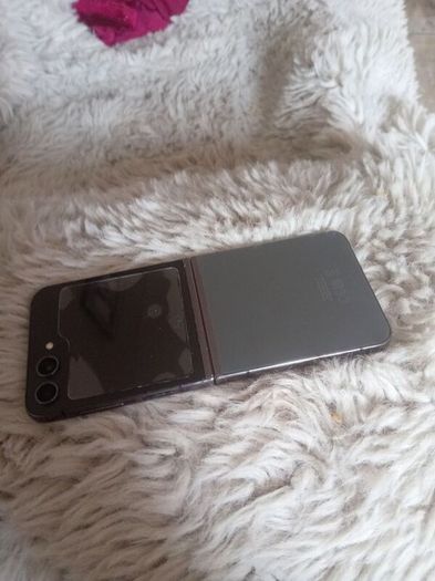 Samsung flip z 5 256gb