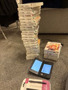 Nintendo 3DS and Game Bundle