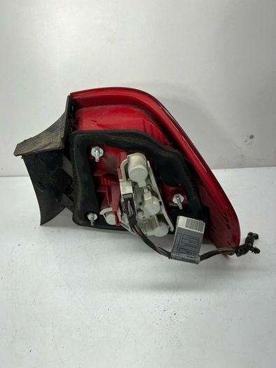 BMW 2007 Rear Light Side Panel Left 6937457 3 Series E90 A2l16b2s