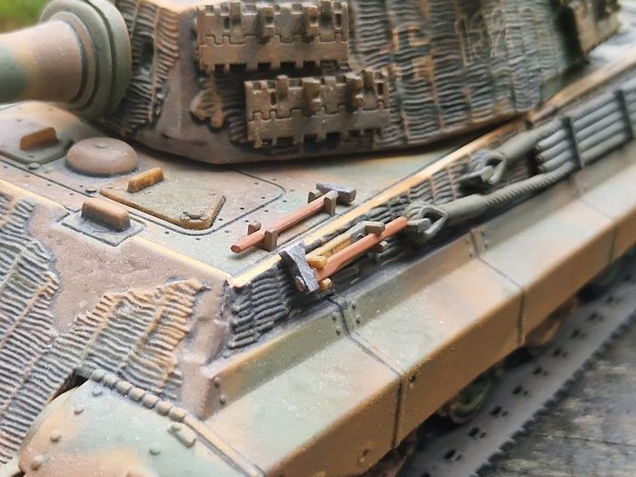 Unimax Forces of Valor 1:32 German King Tiger Tank