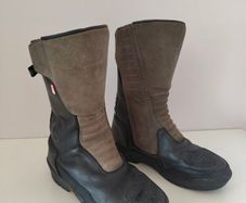 motorcycle boots