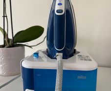 Braun CareStyle 5 IS2565BL Steam Generator Iron