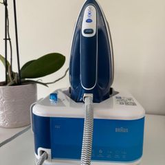 Braun CareStyle 5 IS2565BL Steam Generator Iron