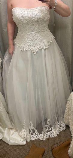 Beautiful Wedding Dress 12/14