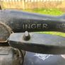 Vintage Singer sewing machine, Image 2