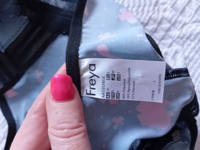Freya Viva - Underwired Side Support Bra 32F and Briefs S - Black Floral - BNWT RRP 58