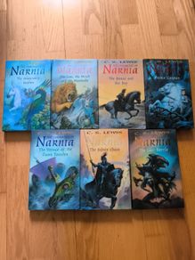 All 7 Narnia books each for 3 euro all for 20