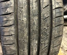 Car tyre 225/40/ZR18