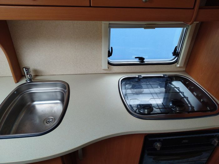 Bailey Ranger 550/6 - 6 berth caravan