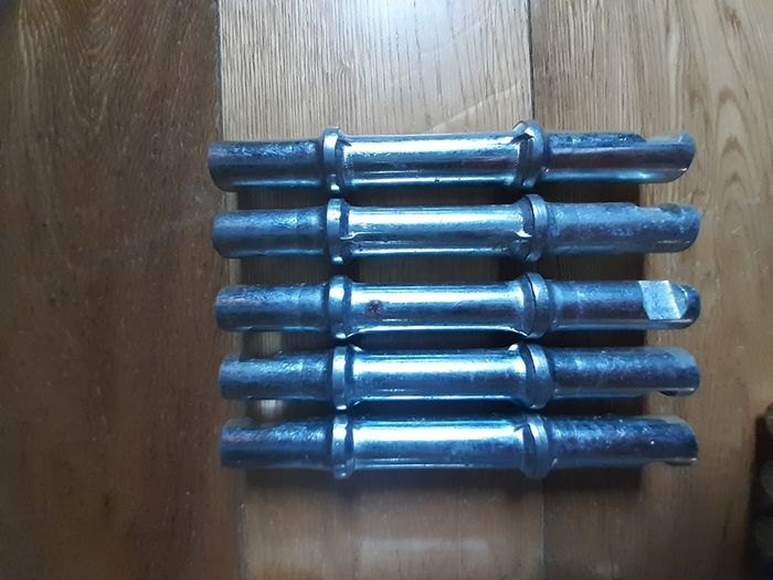 NOS Raleigh type Bottom Bracket Axles x14
