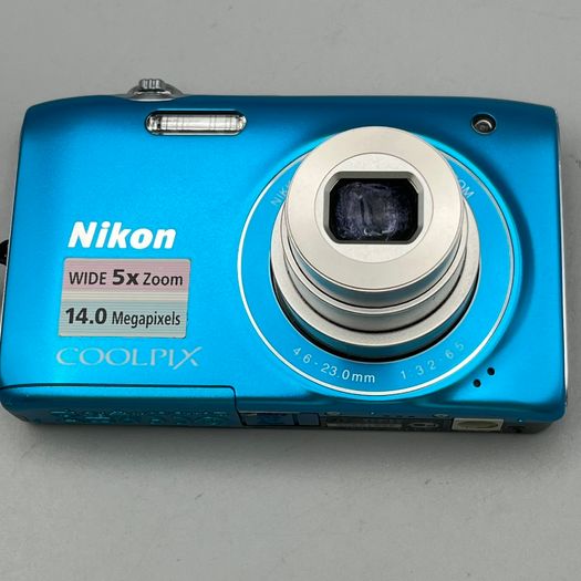 Nikon Coolpix S3100 14MP Digital Camera Blue - Full Kit