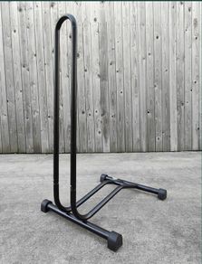 2 bike display stands