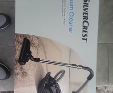 vacuum cleaner