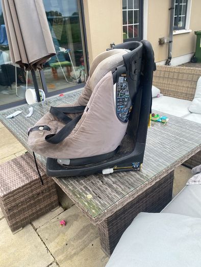 Maxi swivel car seat