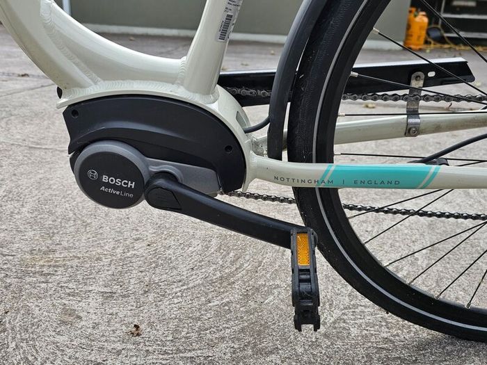 Raleigh Felix Step-Through E-Bike (Mint Condition