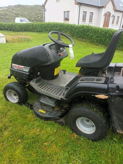 Ride on mower