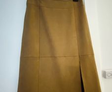 Faux suede Gallery skirt Size 14 BNWT