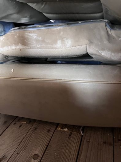 Mercedes  CE W124 Cream Leather seats