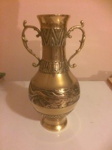 brass vase heavy high detail free postage