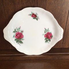 Vintage Royal Albert Sweetheart roses Patricia pattern cake/ Bread serving plate