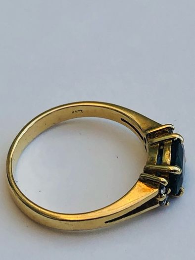 Vintage 14ct Yellow Gold Sapphire & Diamond Ring
