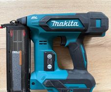 Makita DBN501Z 18V LXT 18 Gauge Brad Nailer Brand New (Never Used)