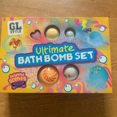 Bath bombs