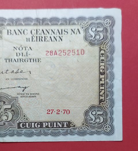 Irish 1970  Lavery Five pound banknote in Fine condition