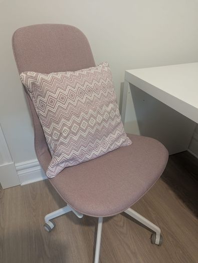 Desk & Chair