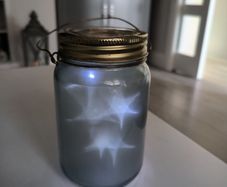 Decorative jar with lights