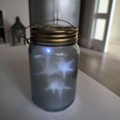 Decorative jar with lights