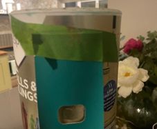 4 x 1L Valspar V700 paint