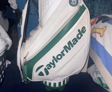 2022 masters tour bag limited edition