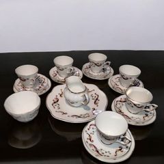 Beautiful Royal Tara Clonmacnoise set