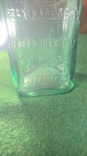 Aqua green Australian chili bottle , 1910