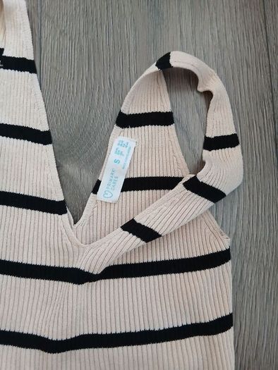 Knit top