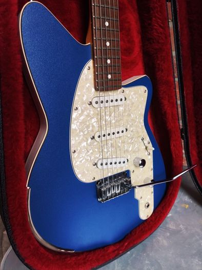 Reverend Avenger AV made in USA 1998