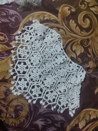 neck lace