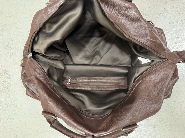 leather bag travel