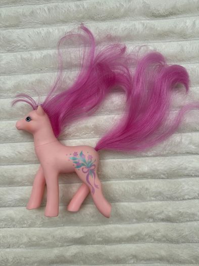 Vintage My Little Pony G1 Sweetheart Sister Dainty With Earring 1988 Hasbro Used Please see pictures