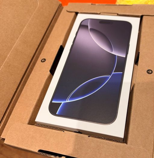 Apple iPhone 16 Pro Max - 256GB