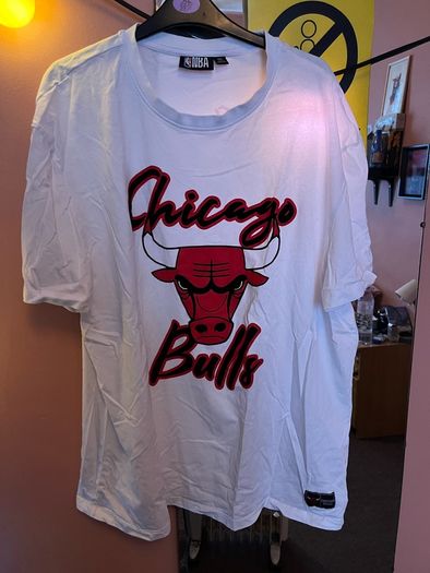 Bulls XL shirt