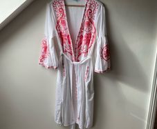 Melissa Odabash Romilly Embroidered Kaftan Cover Up White Watermelon Pink