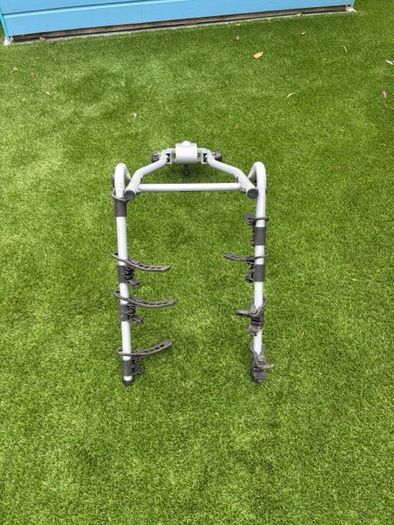Thule HangOn 4 Bike Towbar Rack