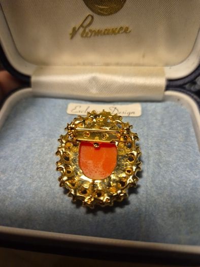 Vintage Cameo Brooch with Faux Pearls